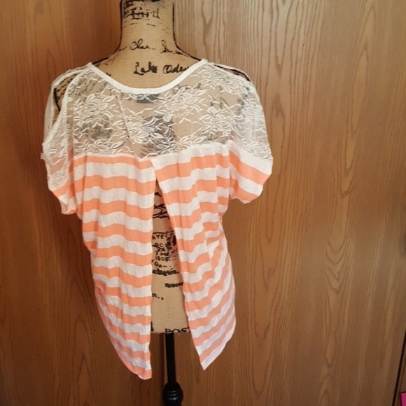 Rue 21 t-shirt. Lace with stripes. Large - Picture 3 of 4
